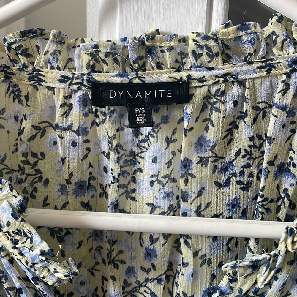 Spring blouse - Picture 4 of 5
